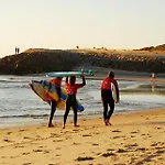 Dom wakacyjny Furadouro Surf Camp Ovar