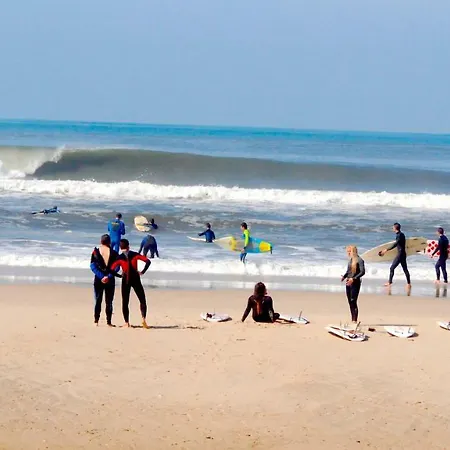 Semesterbostad Furadouro Surf Camp *
